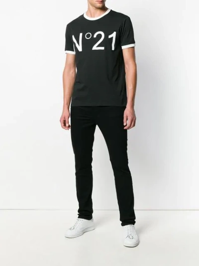Shop N°21 Printed Logo T-shirt In Black