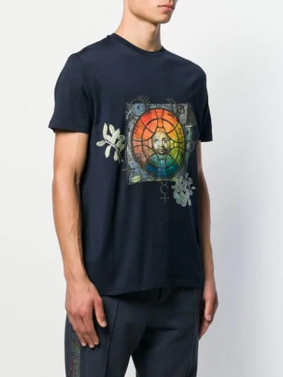 Shop Etro T-shirt Mit Grafischem Print In Blue