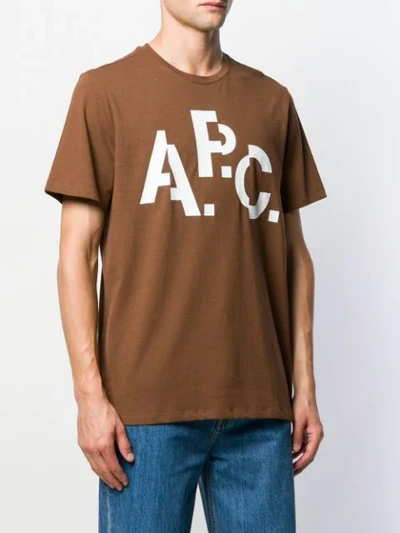 Shop Apc Logo T-shirt In Brown