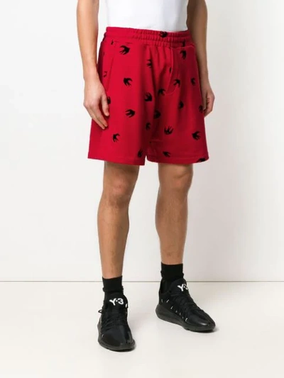 Shop Mcq By Alexander Mcqueen Swallow Print Shorts In Red