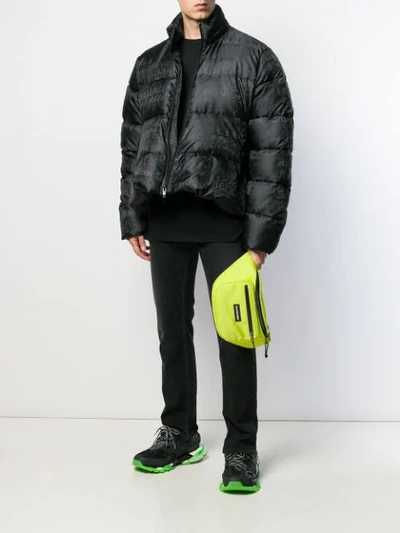 BALENCIAGA EMBROIDERED LOGOS PUFFER JACKET - 黑色