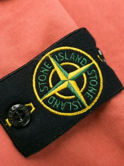 Shop Stone Island Chino Mit Logo-patch In Orange