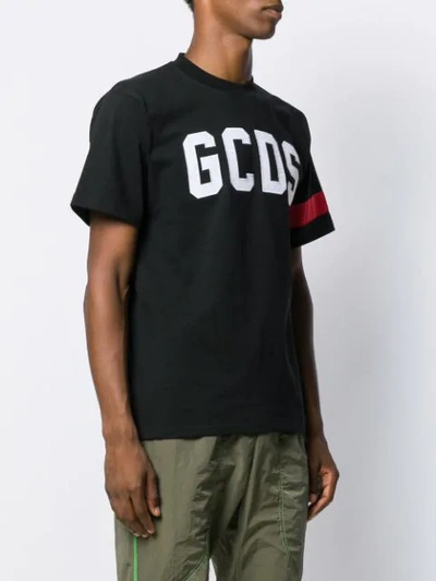 Shop Gcds Embroidered Logo T-shirt In Black