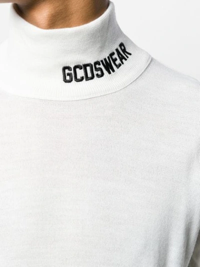 Gcds Embroidered-logo Roll Neck Jumper In White