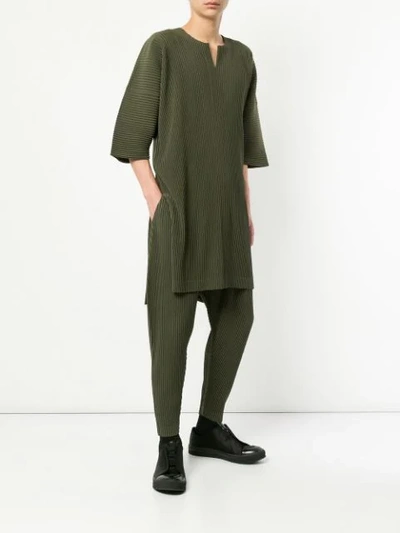 Shop Issey Miyake Homme Plissé  Pleated Long T-shirt - Green