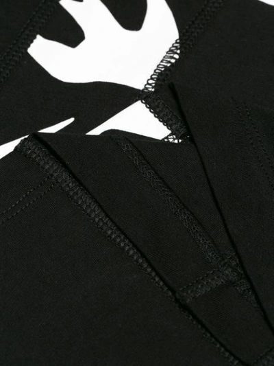 Shop Mcq By Alexander Mcqueen T-shirt Mit Schwalben-print In 1000 Black
