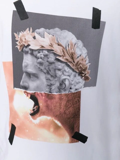 Shop Neil Barrett T-shirt Mit Statuen-print In White