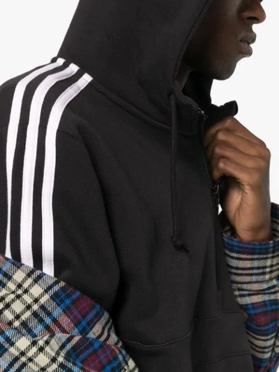 Shop Adidas Originals Kapuzenpullover Mit Logo-streifen In Black