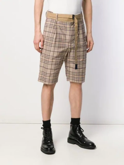 Shop Sacai Belted Plaid Shorts In Neutrals