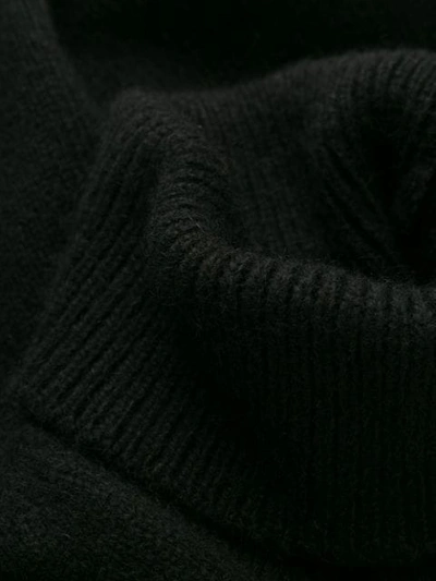 ROLL NECK JUMPER