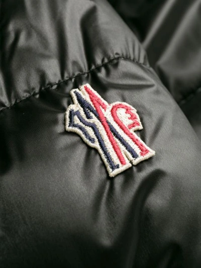 MONCLER GRENOBLE SHORT PADDED JACKET - 黑色