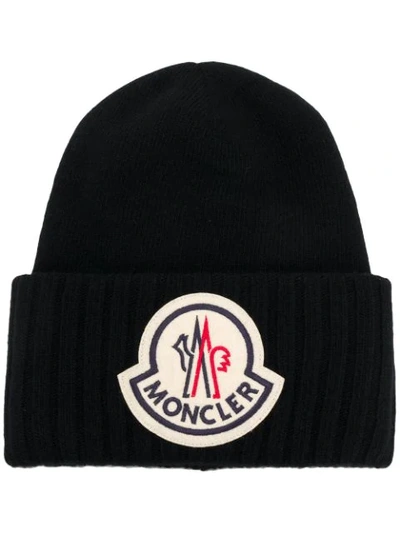 MONCLER LOGO PATCH BEANIE - 黑色