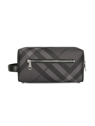 Shop Burberry Clutch Mit London-check In Black