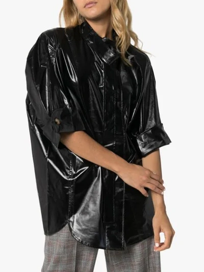 超大款人造皮革衬衫