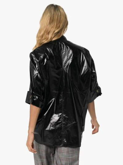 超大款人造皮革衬衫