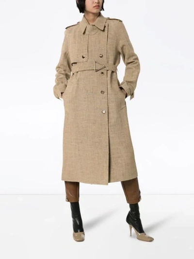 Shop Bottega Veneta Doppelreihiger Trenchcoat In Neutrals