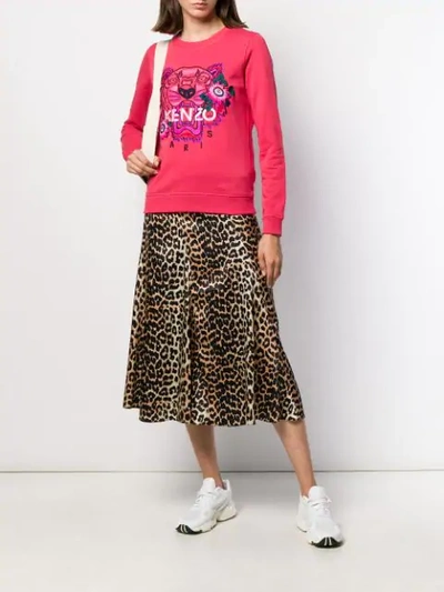 Shop Kenzo Sweatshirt Mit Tigerstickerei In Pink