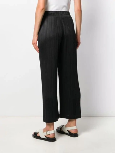 Shop Issey Miyake Plissierte Cropped-hose In 15 Black