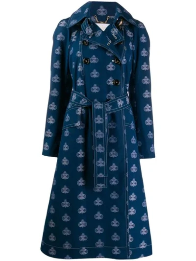 Shop Chloé Printed Emblem Trench In Blue