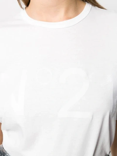 Shop N°21 Logo Patch T-shirt In White