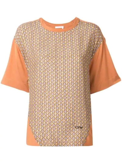 Shop Chloé Geometric Print T-shirt In Brown