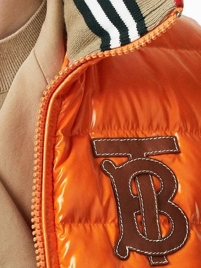 BURBERRY ICON条纹细节羽绒绗缝马甲 - 橘色