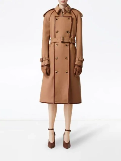 Shop Burberry Trenchcoat Mit Knöpfen In Brown