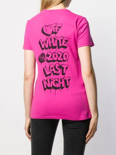 Shop Off-white T-shirt Mit Grafischem Print In Pink