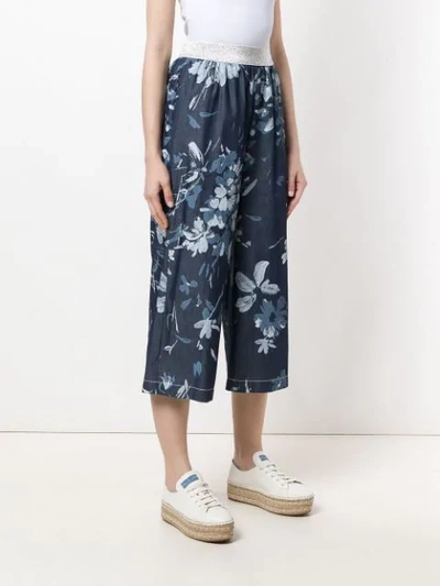 Shop I'm Isola Marras Cropped Floral Print Trousers In Blue