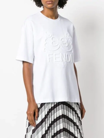 Shop Fendi T-shirt Mit Eingeprägtem Logo - Weiss In White