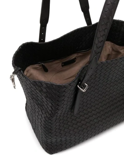 Shop Bottega Veneta Medium Cesta Tote In Black