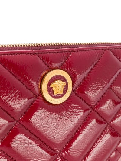 VERSACE QUILTED MEDUSA CLUTCH - 红色