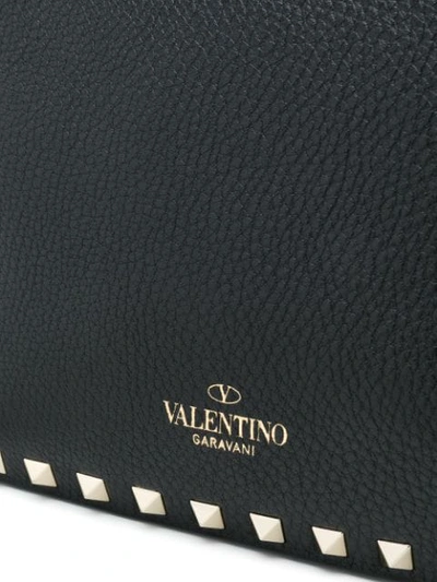 Valentino Garavani Rockstud牛皮邮差包