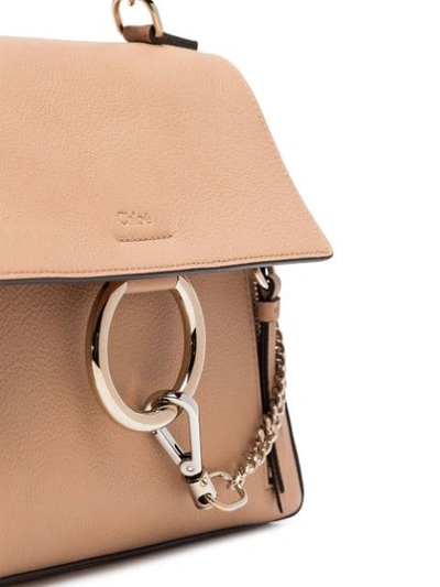 Shop Chloé Schultertasche Mit Logo-prägung In Neutrals