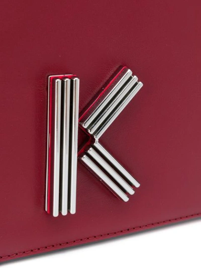 Shop Kenzo Umhängetasche Mit Logo-schild In Kzo.22
