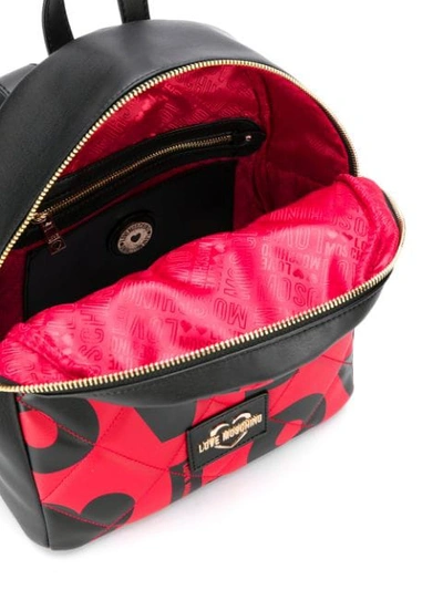 Shop Love Moschino Gesteppter Rucksack Mit Logo-print In 50a Mix Rosso Nero