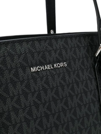 Shop Michael Michael Kors 'voyager Signature' Handtasche In Black