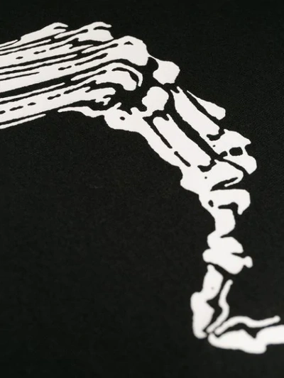 Shop Ktz Skeleton Heart Print T-shirt In Black