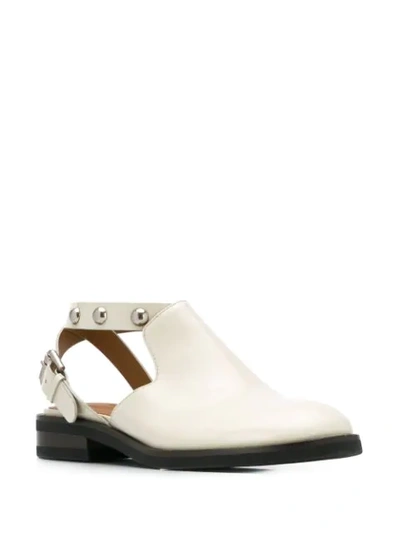 SEE BY CHLOÉ STUDDED ROLLER BUCKLE MULES - 白色