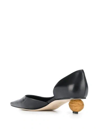 Shop Loewe Pumps Mit Spitzer Kappe In Blacknatural