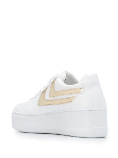 Shop Joshua Sanders Sneakers Mit Dicker Sohle In White