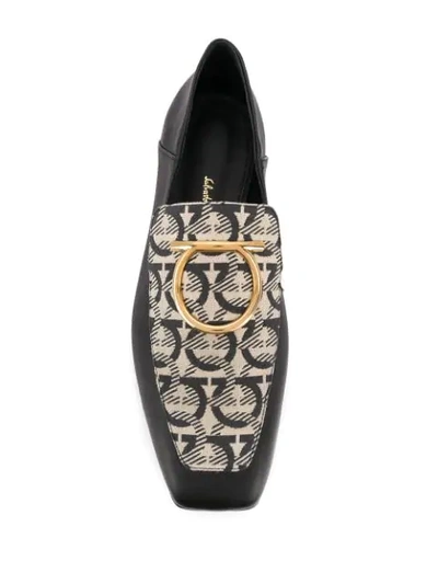 SALVATORE FERRAGAMO GANCINI MIRRORED-HEEL LOAFERS - 黑色