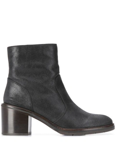 Shop Chie Mihara Gekörnte Stiefeletten In Gloss Negro