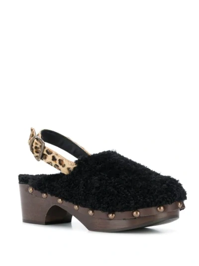 Shop Avec Modération Leopard Print Pumps In Black