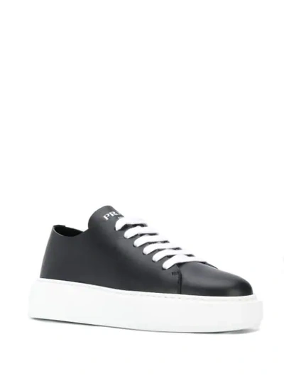 PRADA PLATFORM SOLE LOW-TOP SNEAKERS - 黑色