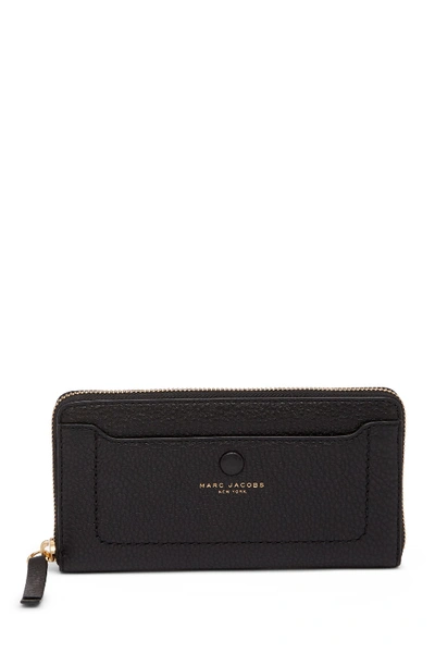 Shop Marc Jacobs Standard Continental Leather Wallet In Black