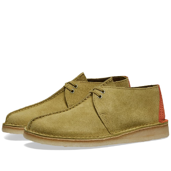 clarks desert trek green