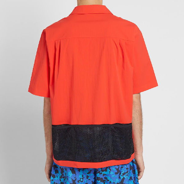 nike acg short sleeve shirt