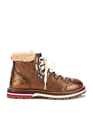 moncler blanche boot