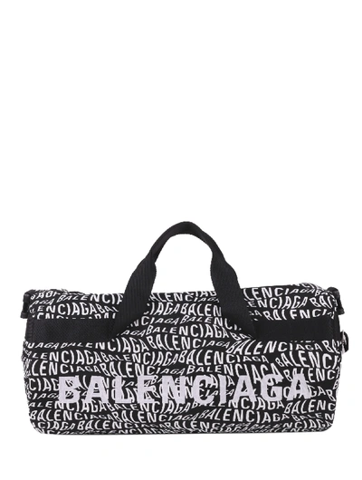 Shop Balenciaga Logo Wheel Gym Bag In Nero/bianco